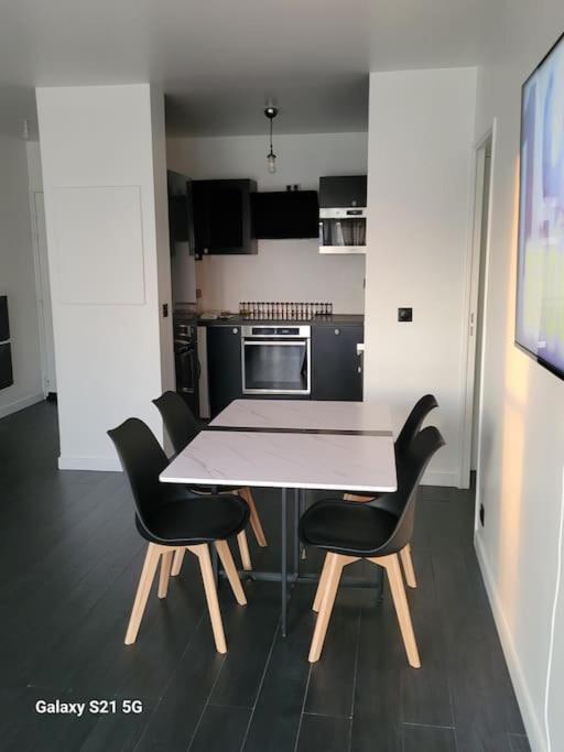 Superbe T2, Paris, Stade De France, Wifi, Parking Saint-Denis  Exteriör bild